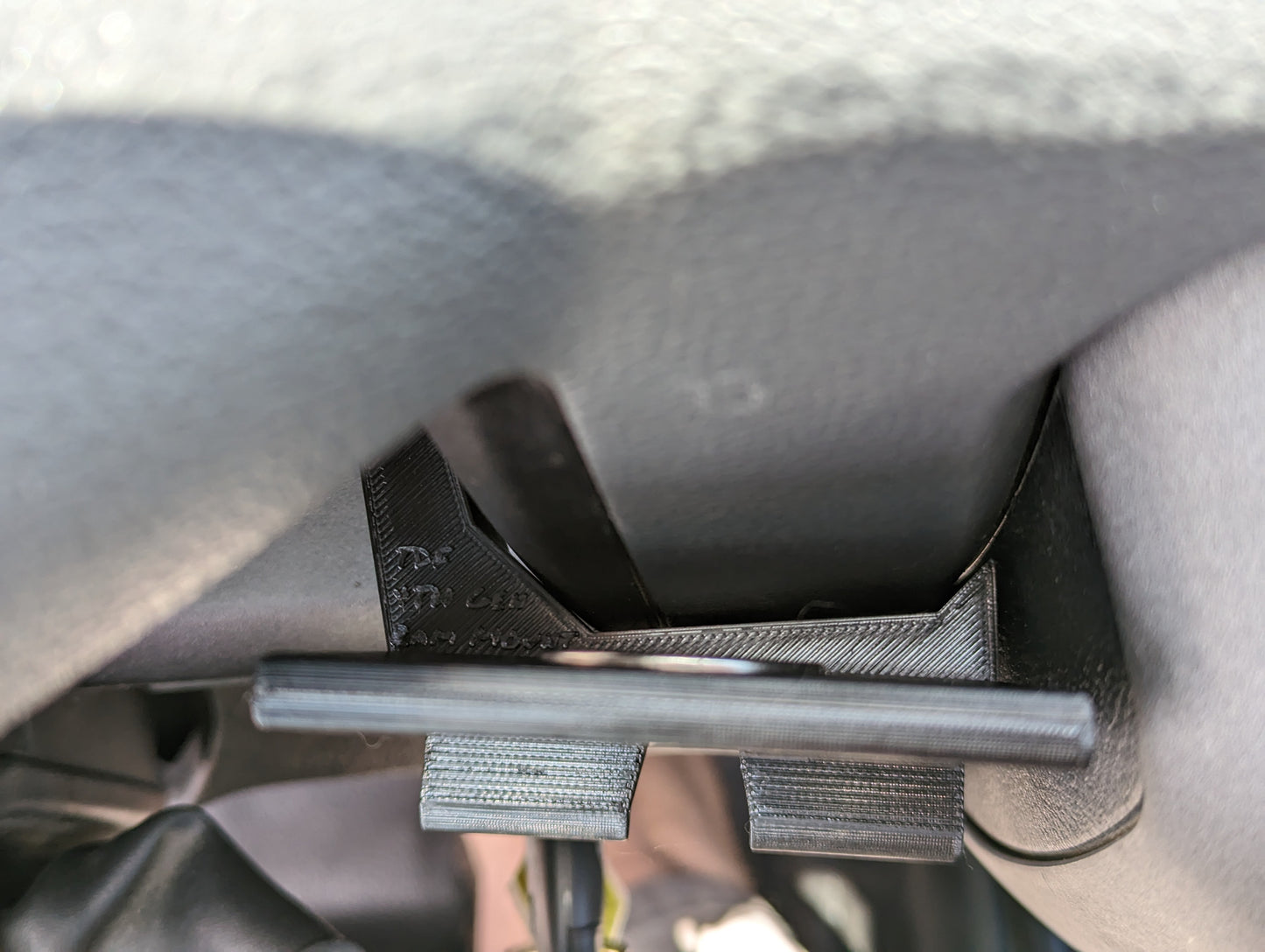 Dodge Ram phone mount 2009-2019