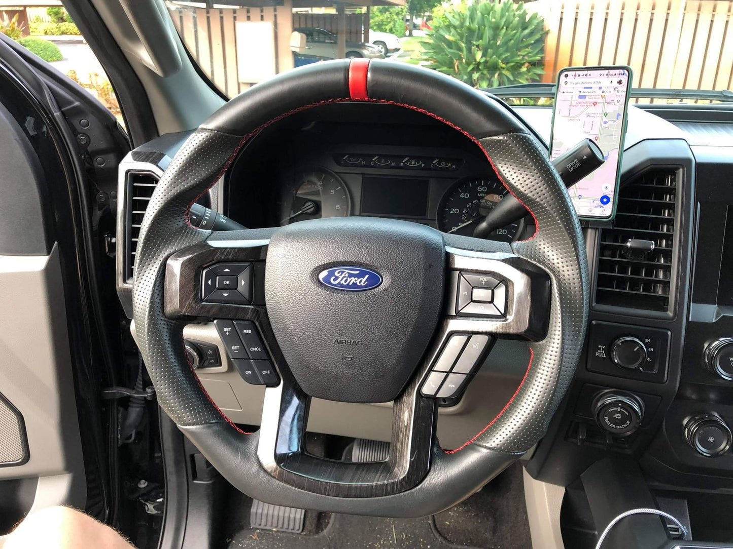 2018+ Ford Expedition Phone Mount